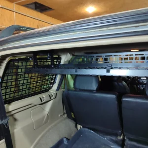 Модульна система зберігання Molle (Молле) для вікон багажника Nissan Terrano 2 R20 / Pathfinder (1985-1995)