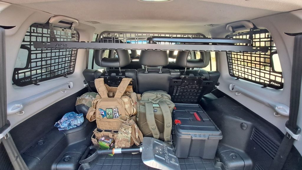 Модульна система зберігання Molle (Молле) для вікон багажника Mitsubishi Pajero 3