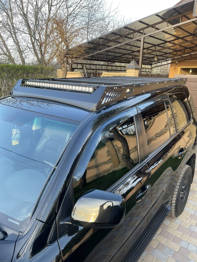 Експедиційний багажник на Toyota Land Cruiser 200
