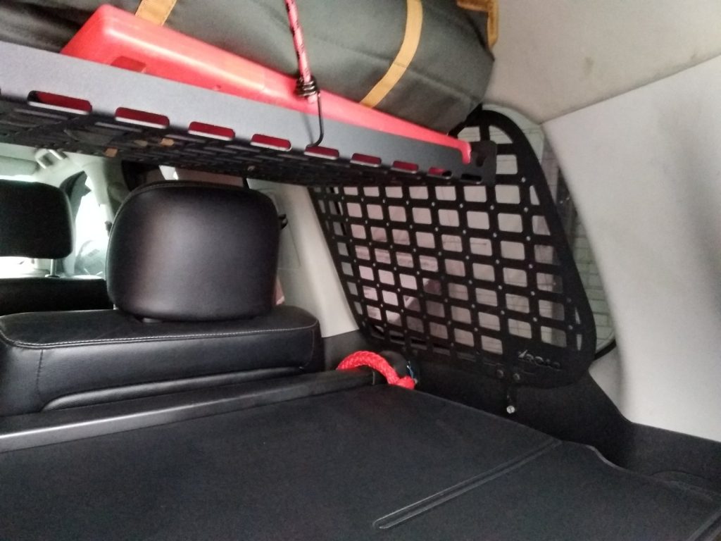 Модульна система зберігання Molle (Молле) для вікон багажника Toyota Land Cruiser 200