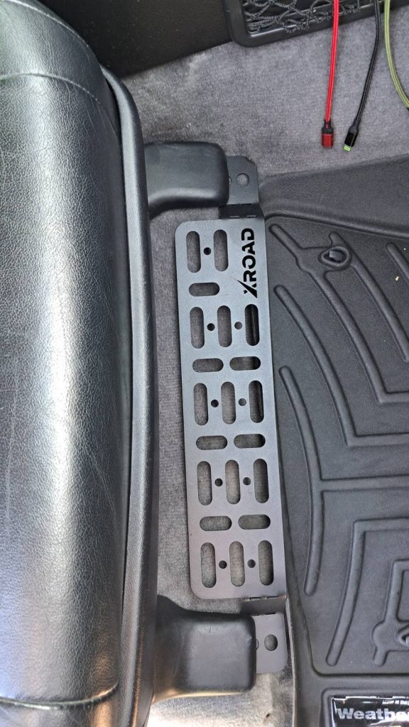 Молле панель під переднє сидіння Toyota Land Cruiser 200