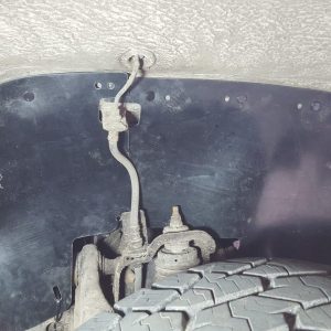 Комплект посиленого брудозахисту моторного відсіку з набором кліпс для Mitsubishi Pajero Sport G1 (1998-2008)