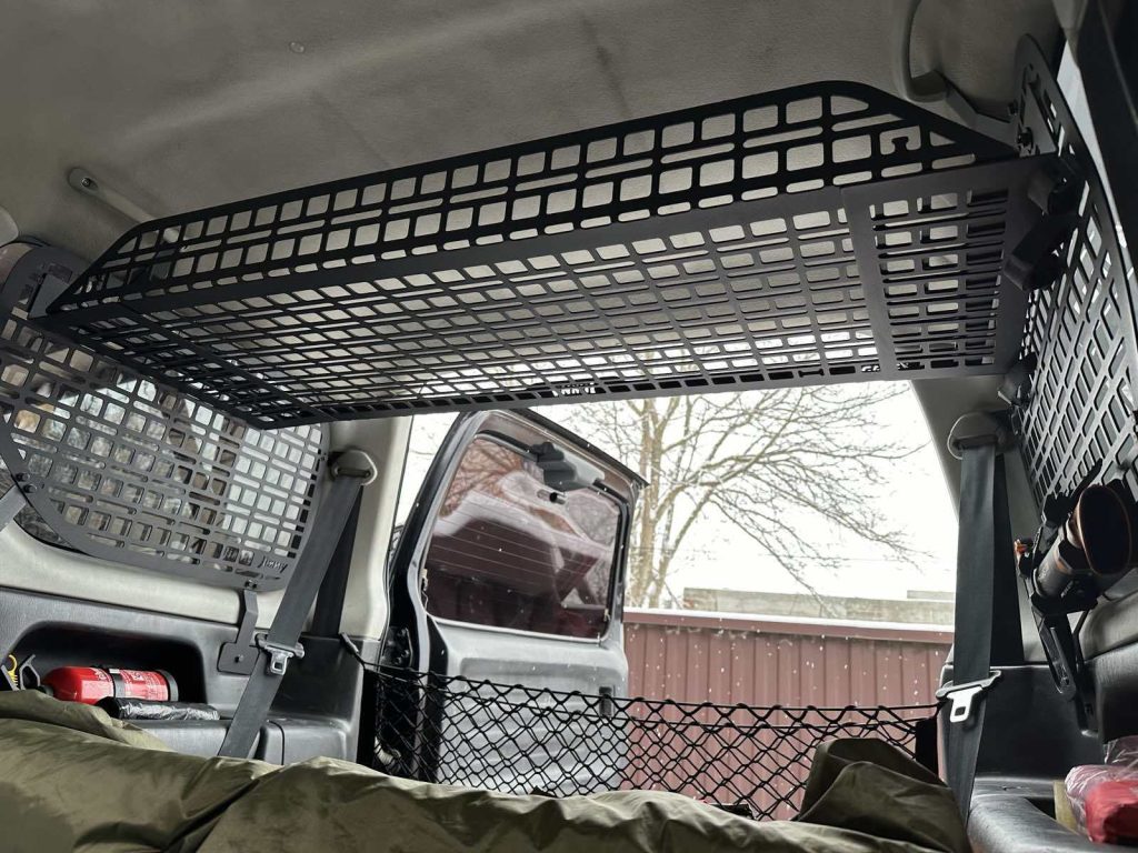 Модульна система зберігання Molle (Молле) для вікон багажника Suzuki Jimny JB23/JB33/JB43/JB53 (1998-2018)