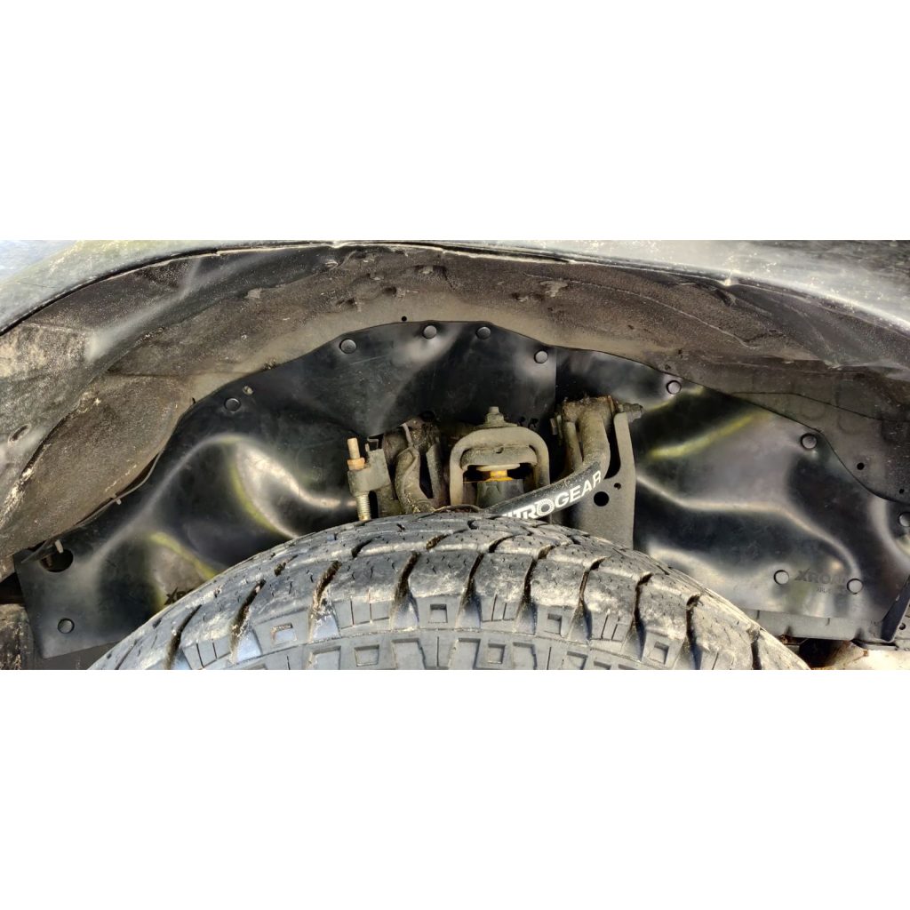 Комплект посиленого брудозахисту моторного відсіку з набором кліпс для Lexus LX470 (1998-2007)