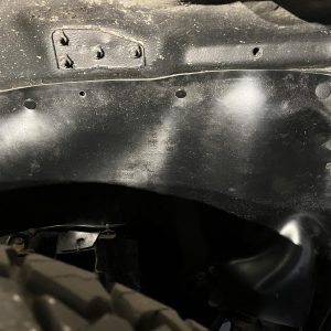 Комплект офроудних пильників моторного відсіку з набором кліпс для Nissan NP300/Navara (1997-2004)