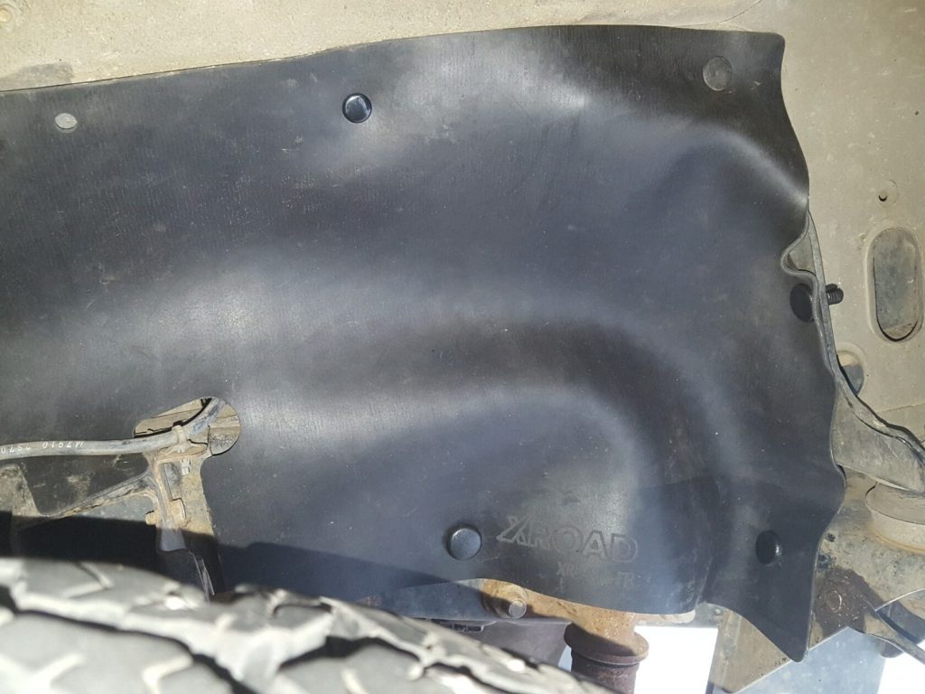 Комплект офроудних пильників моторного відсіку з набором кліпс для Nissan NP300/Navara (1997-2004)