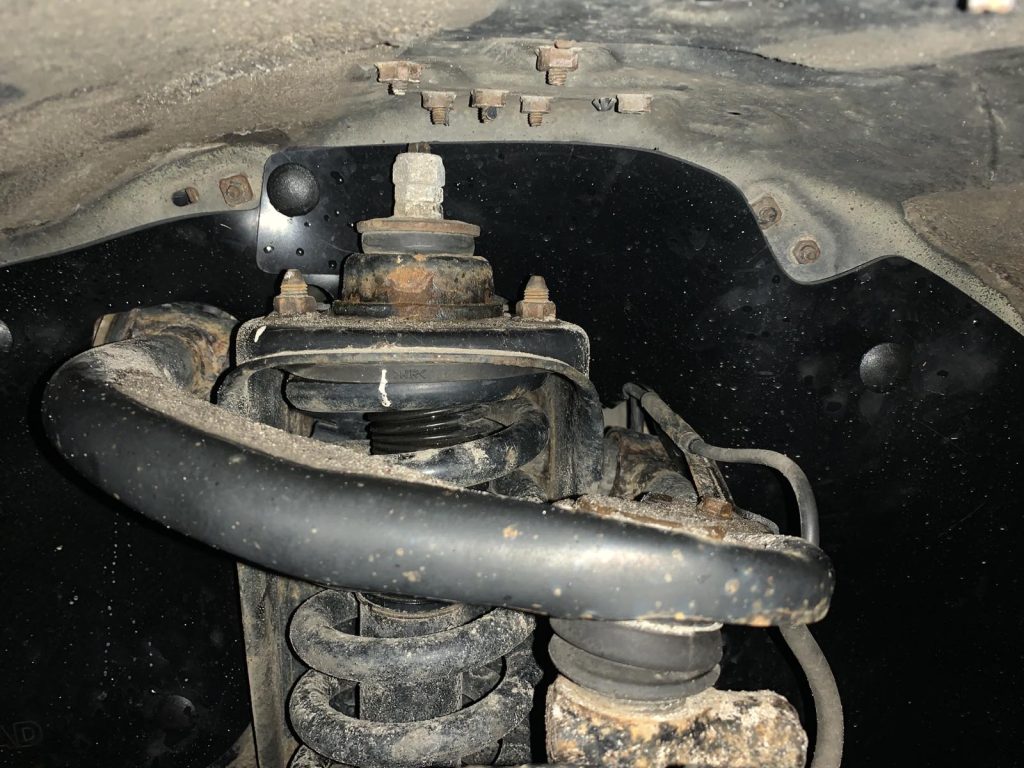 Комплект посиленого брудозахисту моторного відсіку з набором кліпс для Toyota Land Cruiser Prado 120