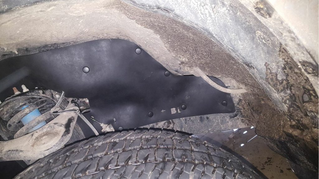 Комплект посиленого брудозахисту моторного відсіку з набором кліпс для Toyota Tundra Sequoia G2 (2006-2017)