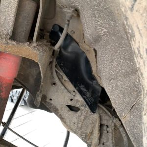 Комплект посиленого брудозахисту моторного відсіку з набором кліпс для Nissan Patrol Y61