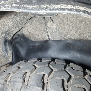 Комплект посиленого брудозахисту задньої арки з набором кліпс для Mitsubishi L200 (1996-2007)