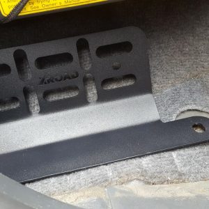 Molle (Молле) панель під заднє сидіння Toyota Land Cruiser 200