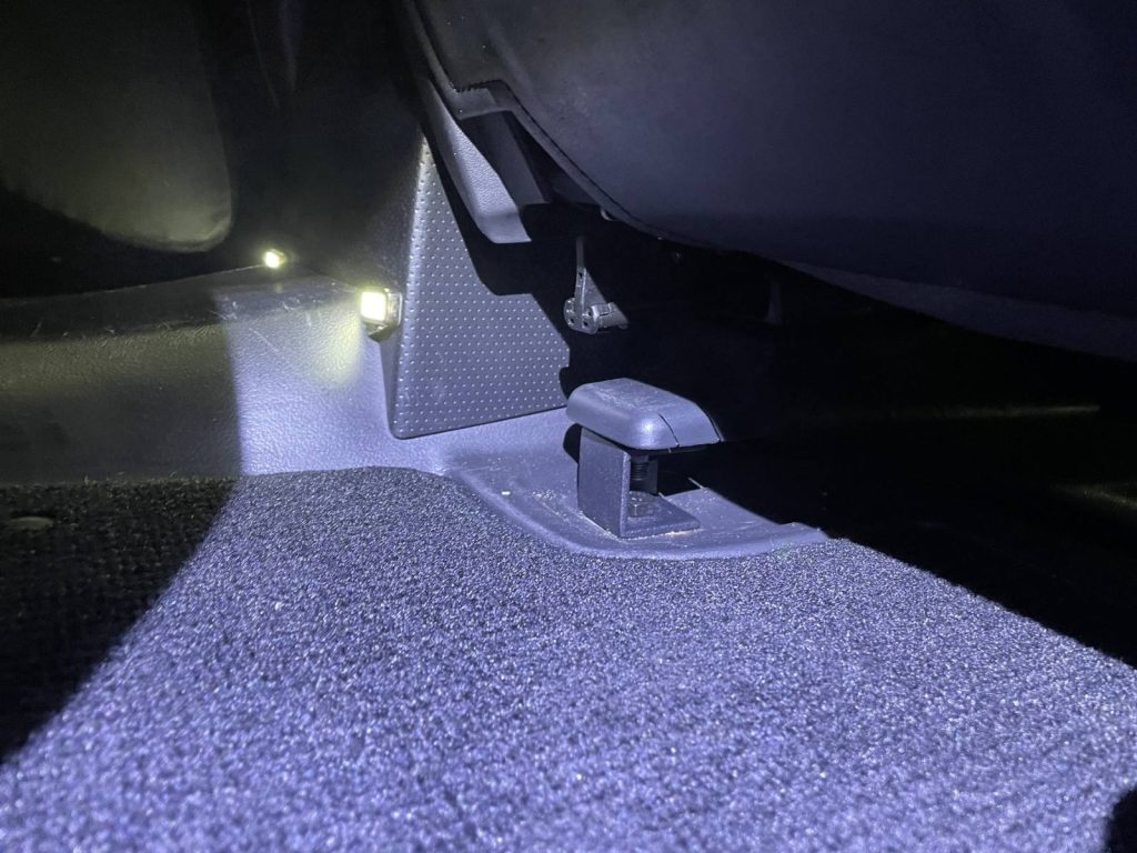 Проставки для ліфта передніх сидінь + 40 мм