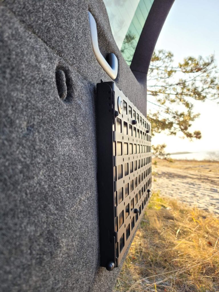 Відкидний стіл на двері багажника Toyota Land Cruiser Prado 120/Lexus GX 470, короткий