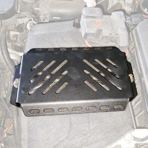 Кріплення на акумулятор для додаткових реле і запобіжників