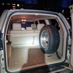 Кронштейн запасного колеса в багажник Toyota Land Cruiser Prado 120, Lexus GX470