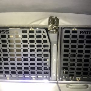 Molle (Молле) панель для дверей багажника Nissan Patrol Y61