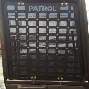 Molle (Молле) панель для дверей багажника Nissan Patrol Y60