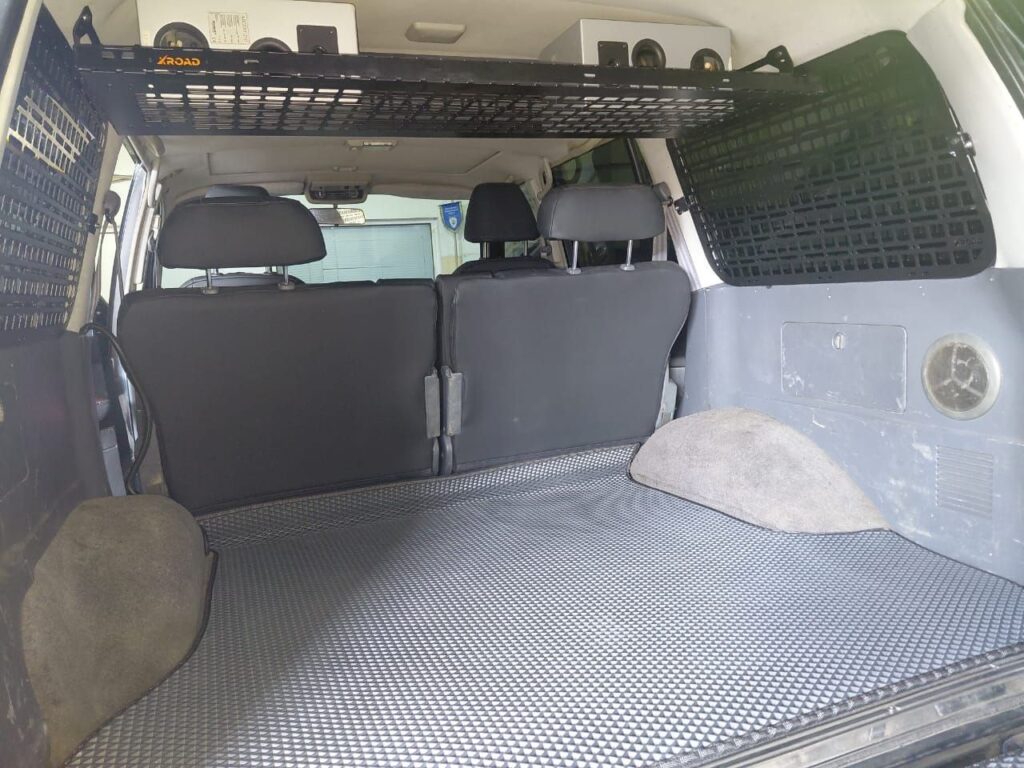 Полиця в багажник Toyota Land Cruiser 80 під стелю