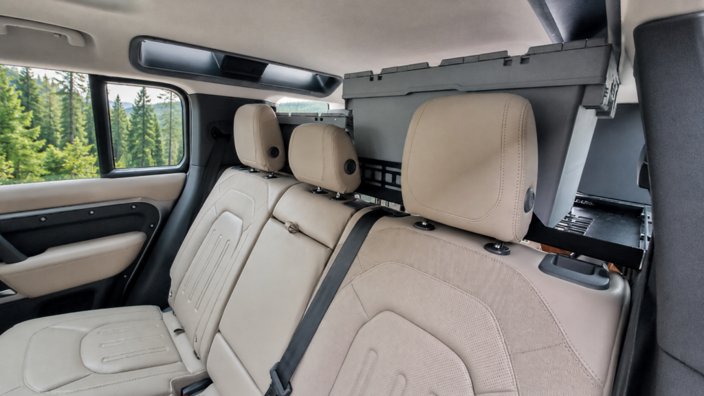 Полиця в багажник Land Rover Defender L663
