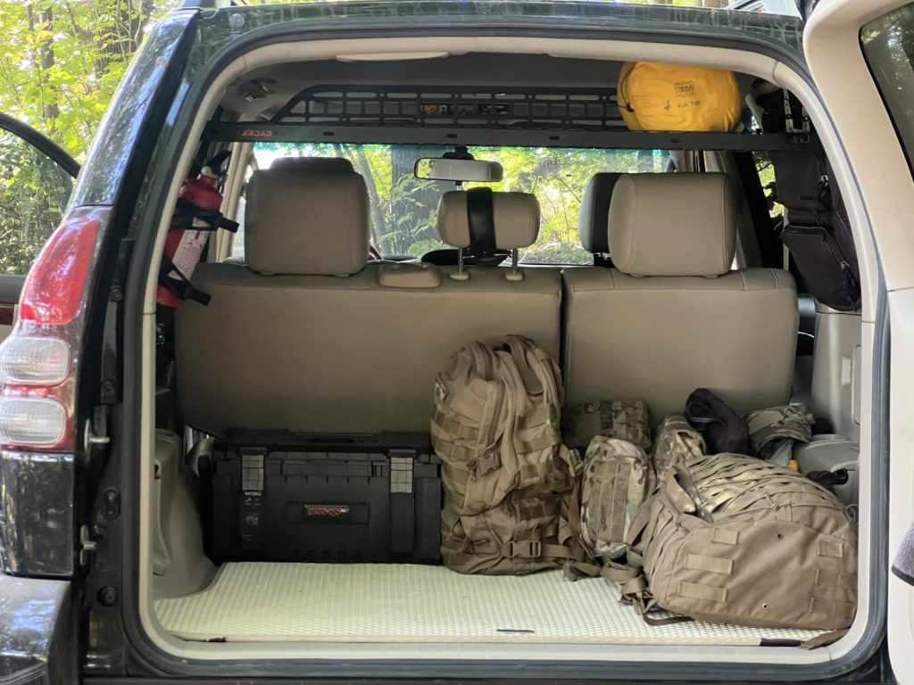 Полиця під стелю в багажник для Toyota Land Cruiser Prado 120