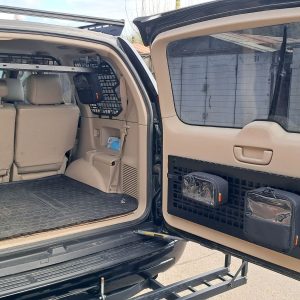 Відкидний стіл на двері багажника Prado 120 / Lexus GX470 — експедиційний складний MOLLE стіл