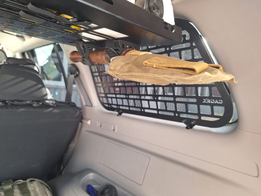 Модульна система зберігання Molle (Молле) для вікон багажника Mitsubishi Pajero Sport 2