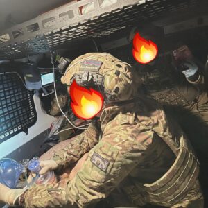 Вантажна полиця під стелю в багажник Toyota Land Cruiser 70й серії