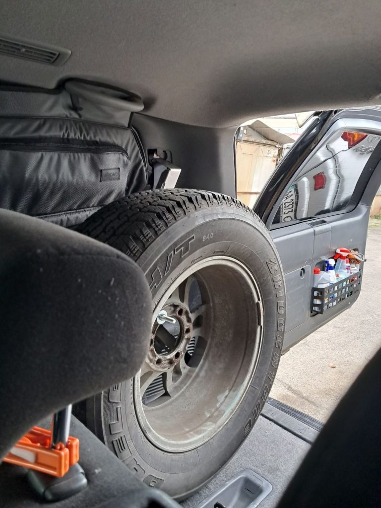 Кронштейн запасного колеса в багажник Toyota Land Cruiser Prado 120, Lexus GX470