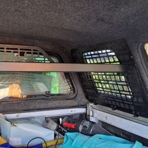 Полиця під стелю в багажник для пікапів