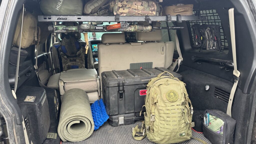 Модульна система зберігання Molle (Молле) для вікон багажника Mercedes W163 / ML270 (1997-2005)