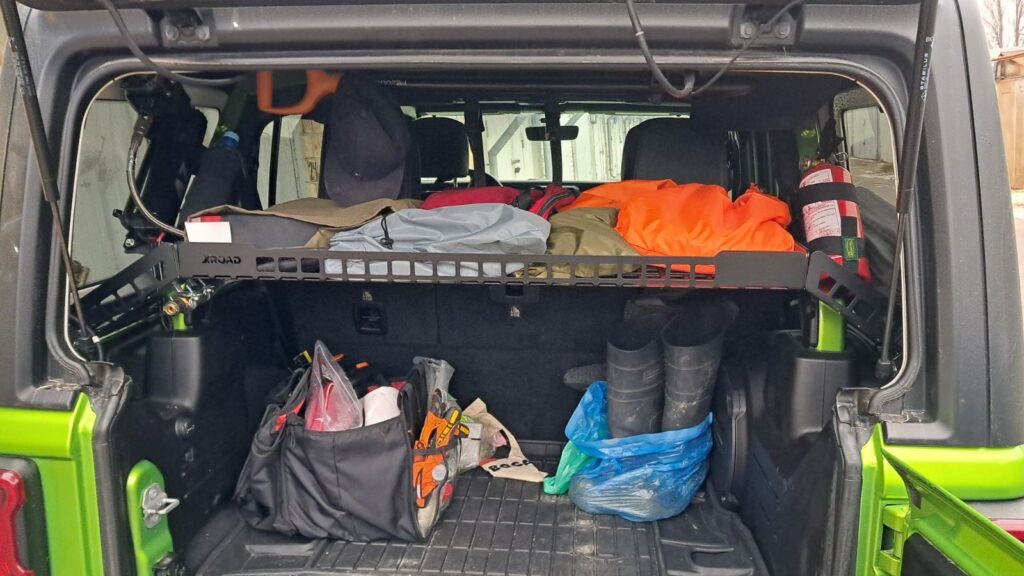 Полиця в багажник Jeep Wrangler JK/JL/TJ