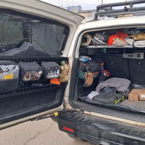 Полиця під стелю в багажник для Toyota FJ Cruiser