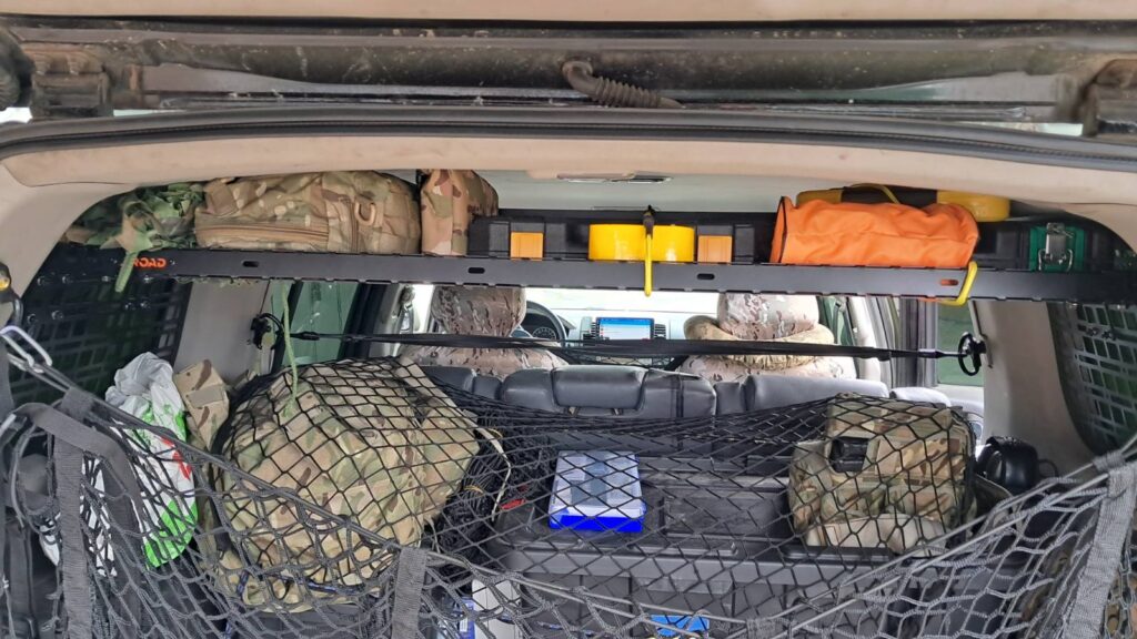 Модульна система зберігання Molle (Молле) для вікон багажника Nissan Pathfinder (2007-2012)