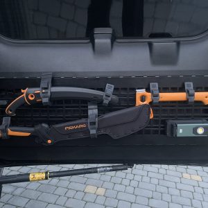 Відкидний експедиційний стіл на двері багажника Mitsubishi Pajero Wagon G3/G4 — складний стіл MOLLE для кемпінгу та off-road