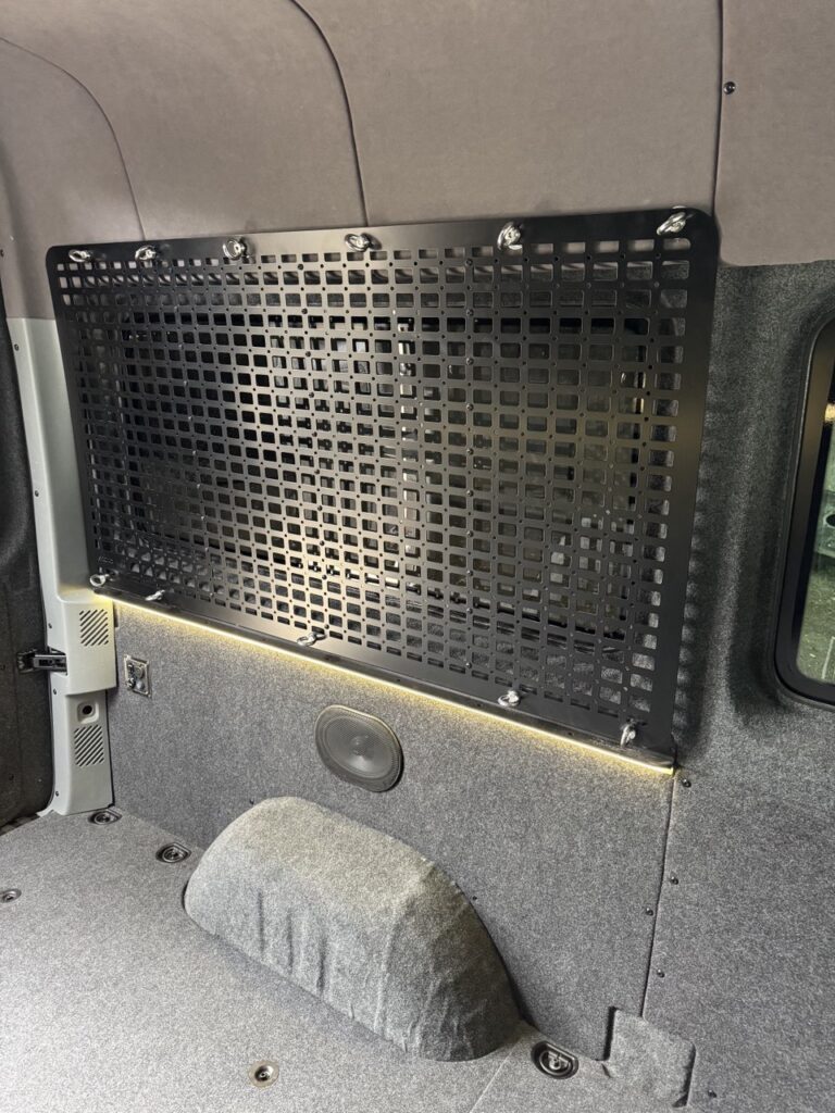 Модульна система зберігання Molle (Молле) для вікон багажника Volkswagen Crafter (2006-2011)