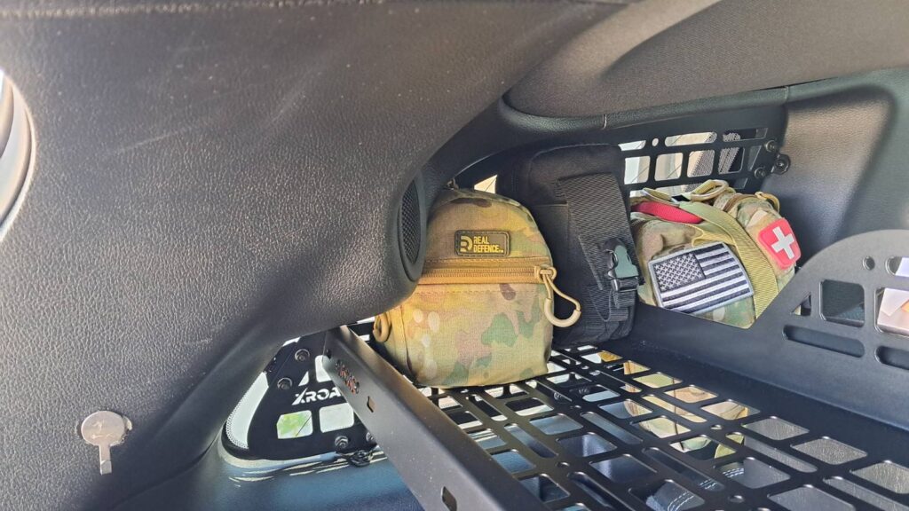 Модульна система зберігання Molle (Молле) для вікон багажника Jeep Grand Cherokee WK2 (2011-2022)