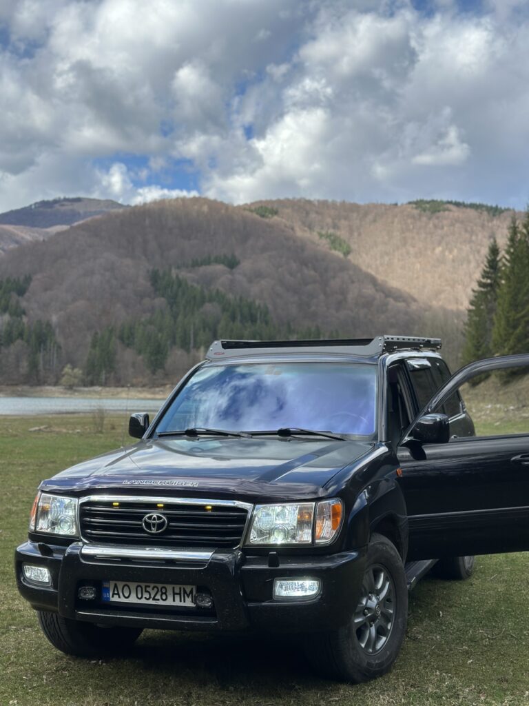 Експедиційний багажник на Toyota Land Cruiser 100