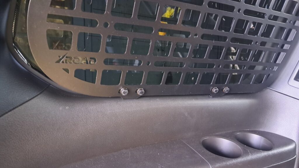 Модульна система зберігання Molle (Молле) для вікон багажника Toyota Land Cruiser 200