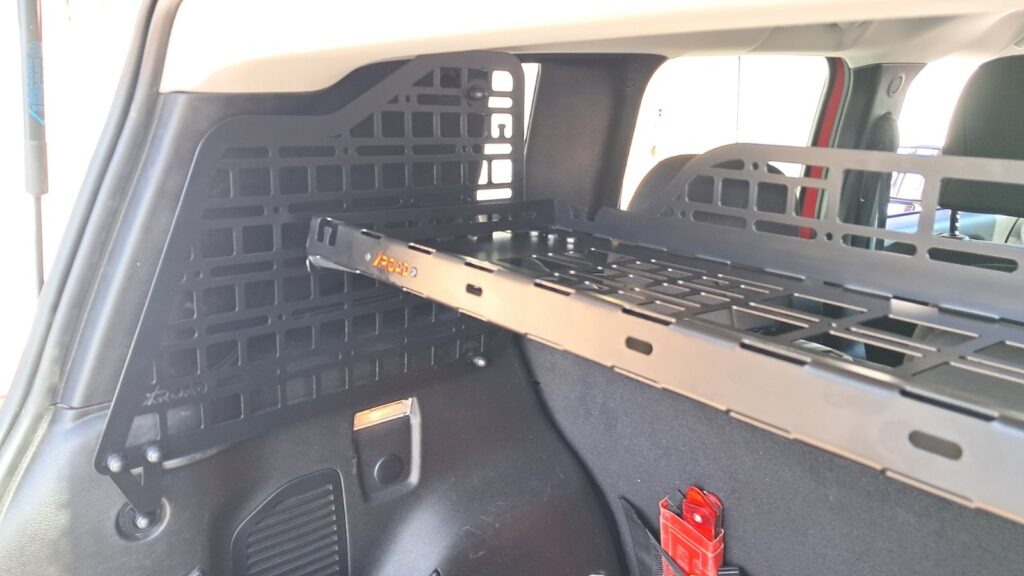 Полиця в багажник Jeep Renegade (2014+)