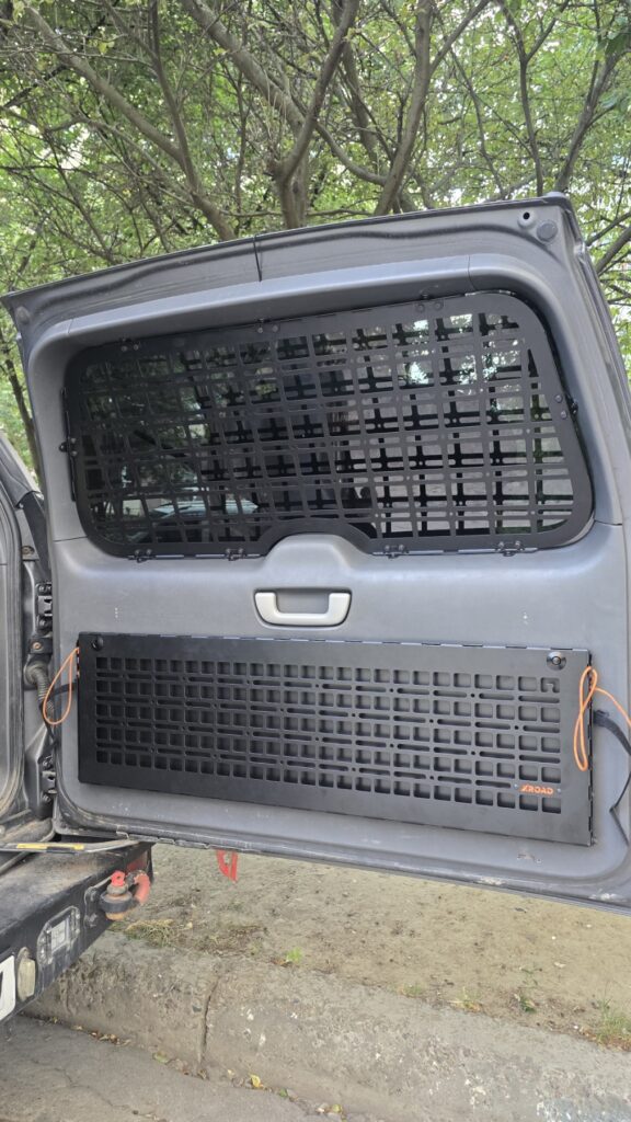 MOLLE-панель Toyota Land Cruiser Prado 120 | XRoad