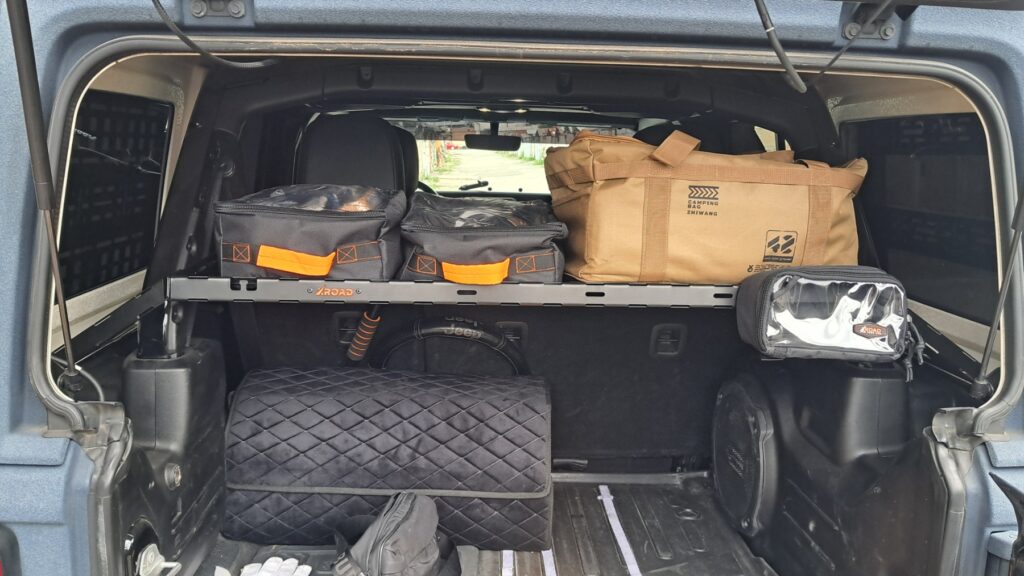 Полиця в багажник Toyota RAV4 (2005-2013)