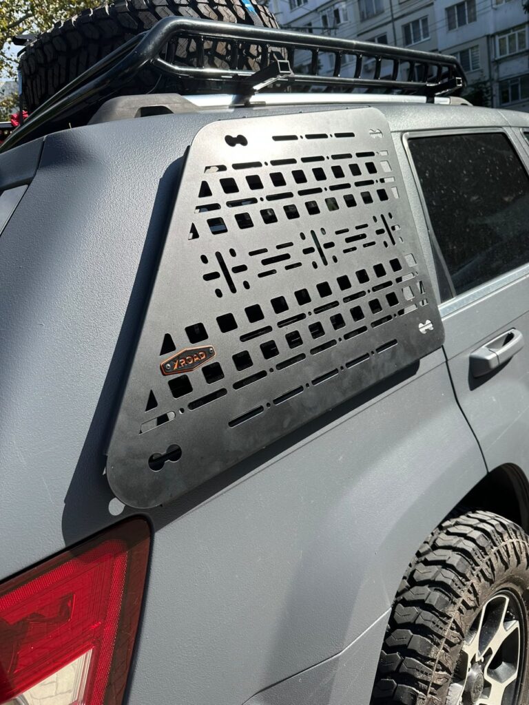 Зовнішня MOLLE-панель на вікно XRoad для Jeep Grand Cherokee WK1 / WH