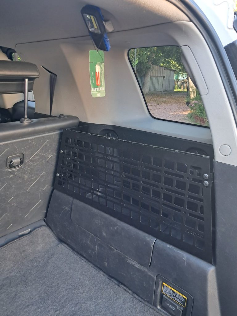 Молле органайзер (кошик) на крило багажника Toyota FJ Cruiser