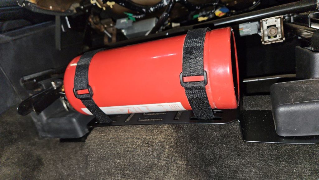 Молле панель для вогнегасника або аптечки під переднє сидіння на Jeep Patriot (2007-2017)