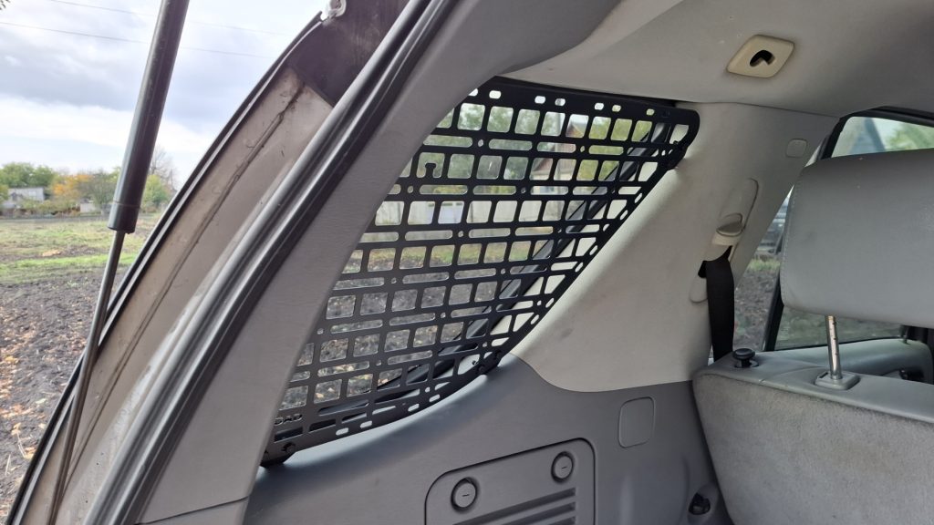 Модульна система зберігання Molle (Молле) для вікон багажника Mercedes W163 / ML270 (1997-2005)