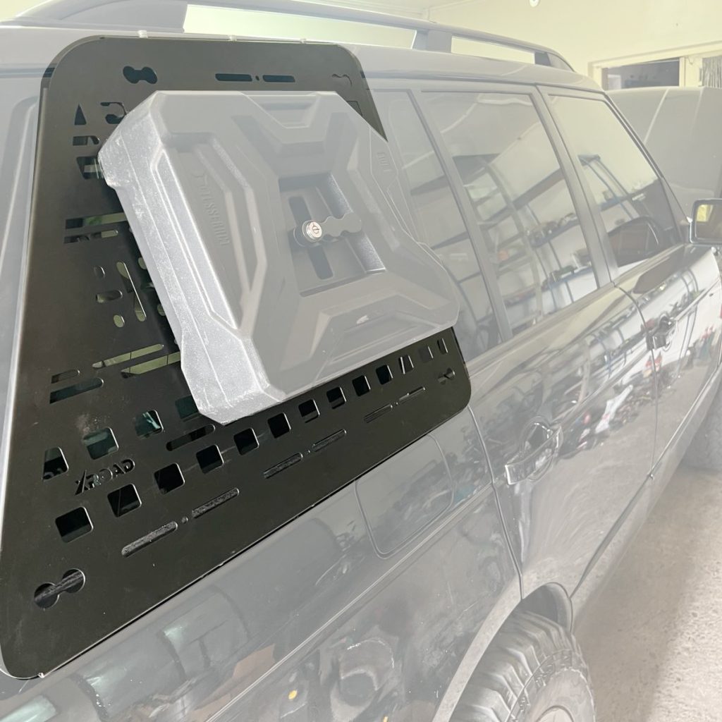 Зовнішня Molle (Молле) панель для Land Rover Range Rover L322 (2001-2012)