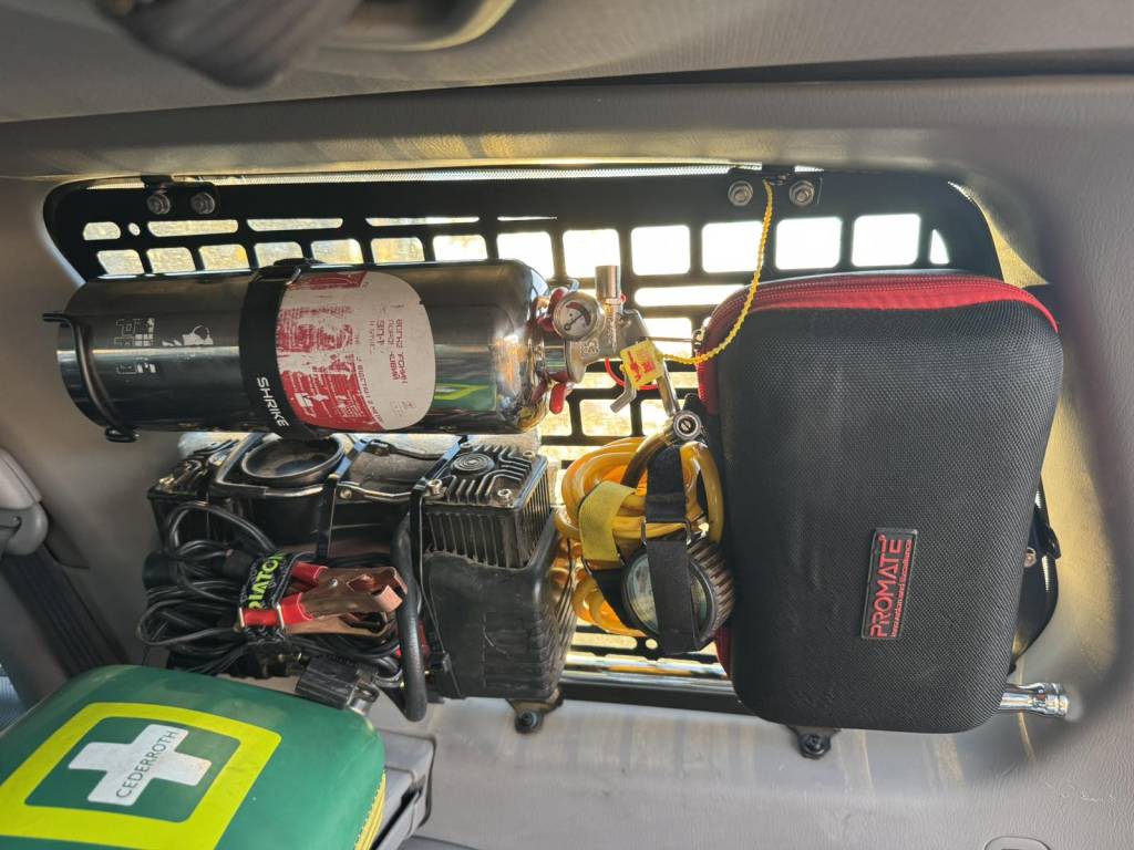 Модульна система зберігання Molle (Молле) для вікон багажника Subaru Forester 2 SG (2002-2008)