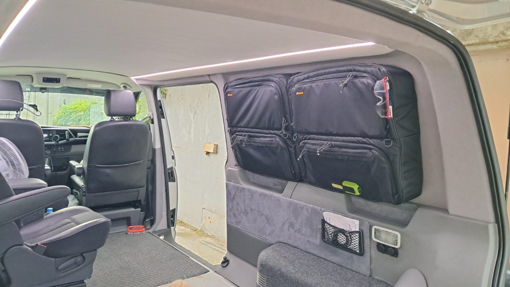 Термосумка-органайзер на вікно Volkswagen Transporter T5 (2003-2015) / T6 (2015-2024)