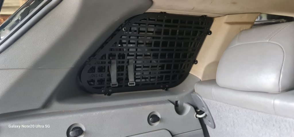 Модульна система зберігання Molle (Молле) для вікон багажника Jeep Grand Cherokee WK1