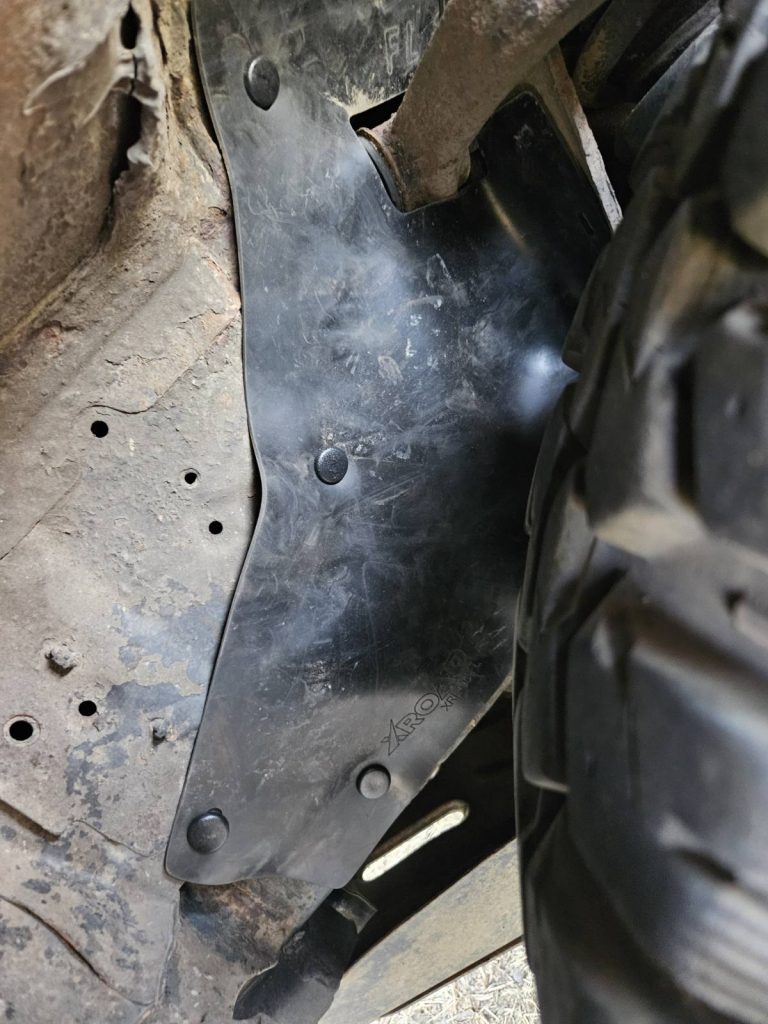 Комплект офроудних пильників моторного відсіку з набором кліпс для Toyota Land Cruiser Prado 90 (1996-2002)